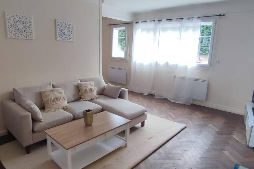 Appartement Tres Bien Place Châteauroux Dış mekan fotoğraf